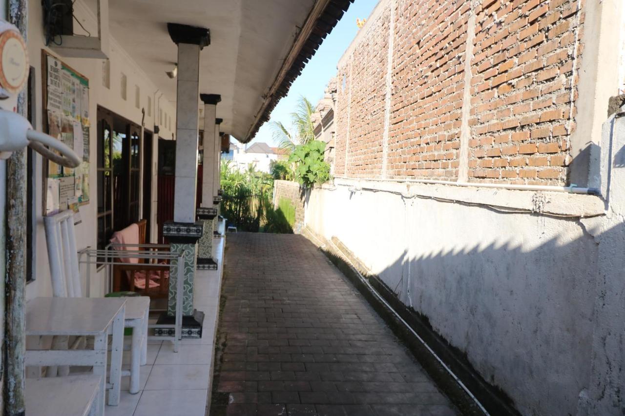 Hotel Kris Kos Canggu Exterior foto